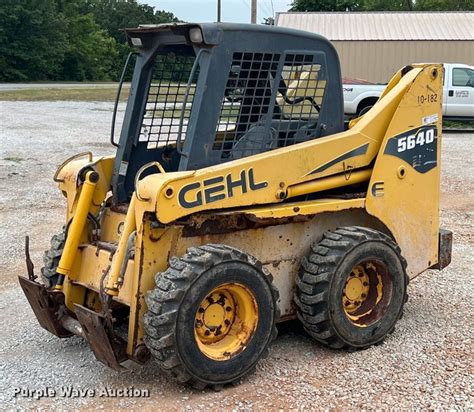 gehl skid steer rpm surge|Gehl 5640 Engine Lope .